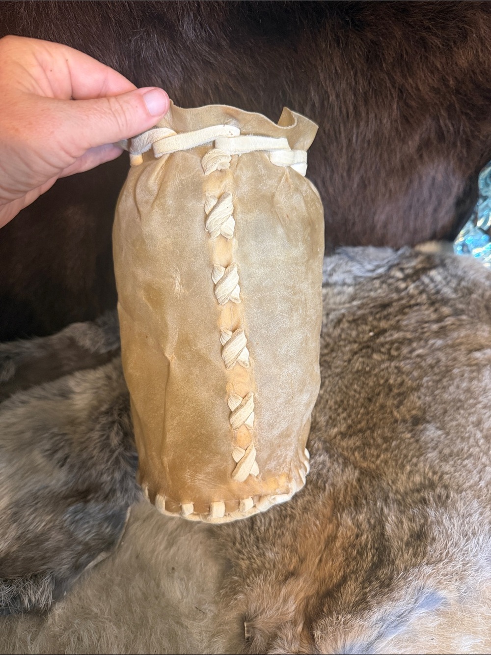 Handmade rawhide Drawstring Vase  (875) - Picture 5 of 5